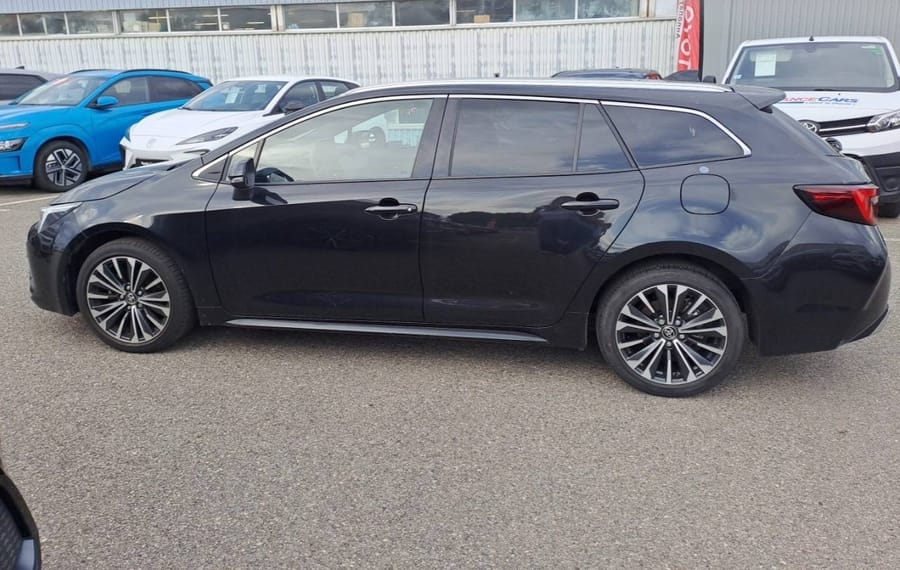 Choisissez votre toyota corollabreak chez CarGo Flex