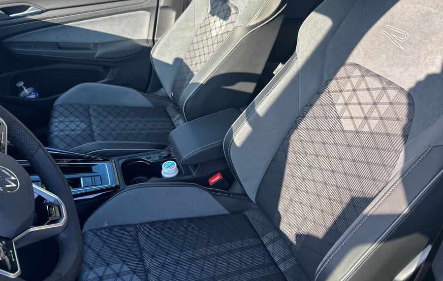 Choisissez votre volkswagen golf chez CarGo Flex