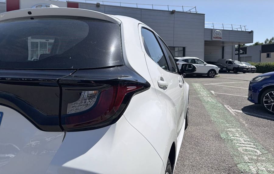 Choisissez votre toyota yaris chez CarGo Flex