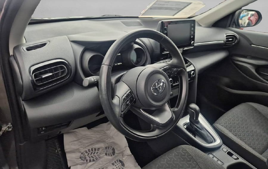 Choisissez votre toyota yariscross chez CarGo Flex