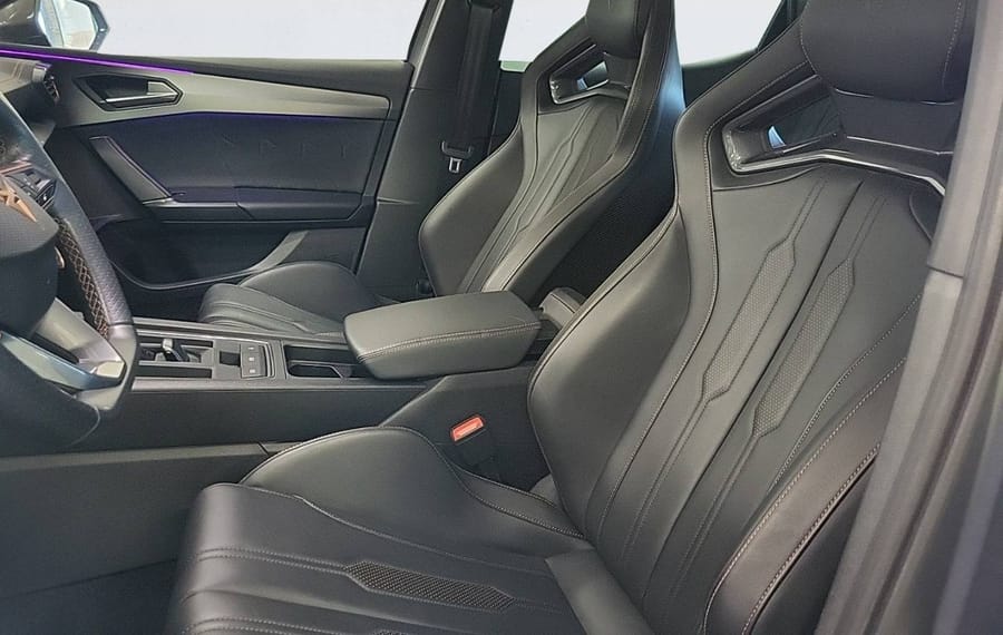 Choisissez votre cupra leon chez CarGo Flex