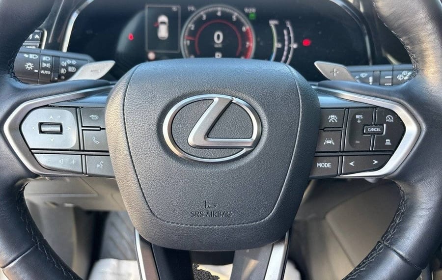 Choisissez votre lexus nx chez CarGo Flex