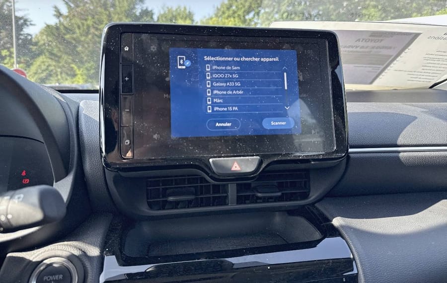 Choisissez votre toyota yariscross chez CarGo Flex
