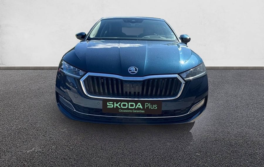 Choisissez votre skoda octavia chez CarGo Flex