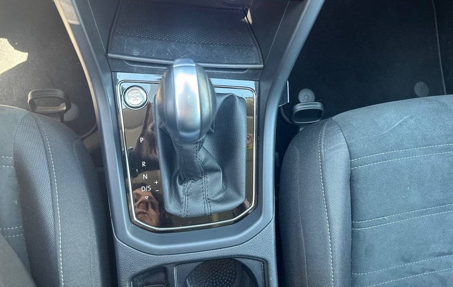 Choisissez votre volkswagen touran chez CarGo Flex