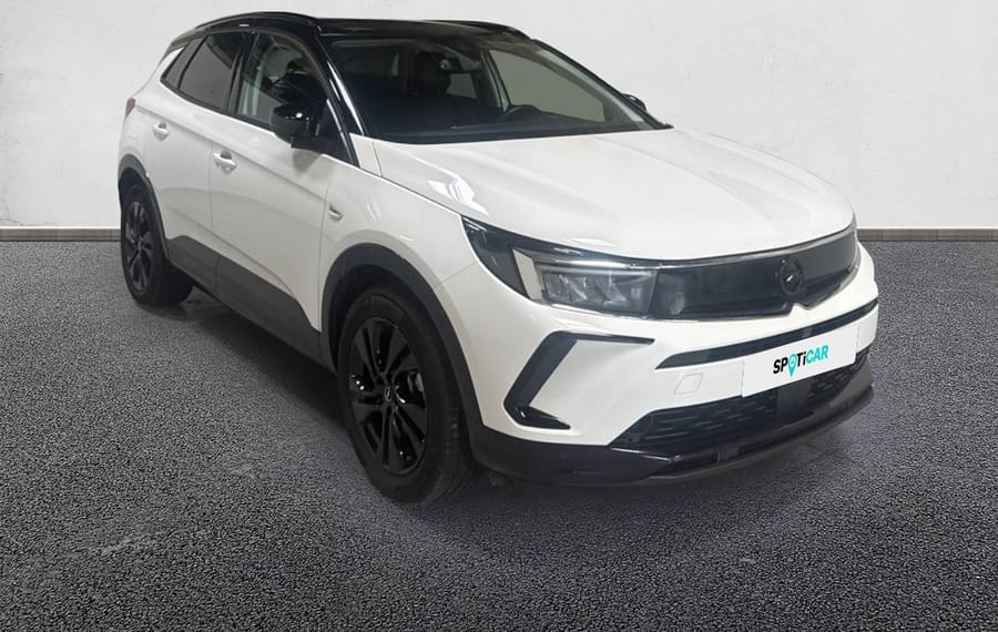 Choisissez votre opel grandland chez CarGo Flex