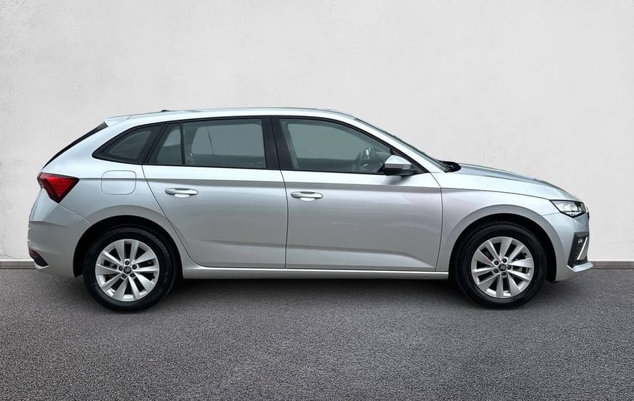 Choisissez votre skoda scala chez CarGo Flex