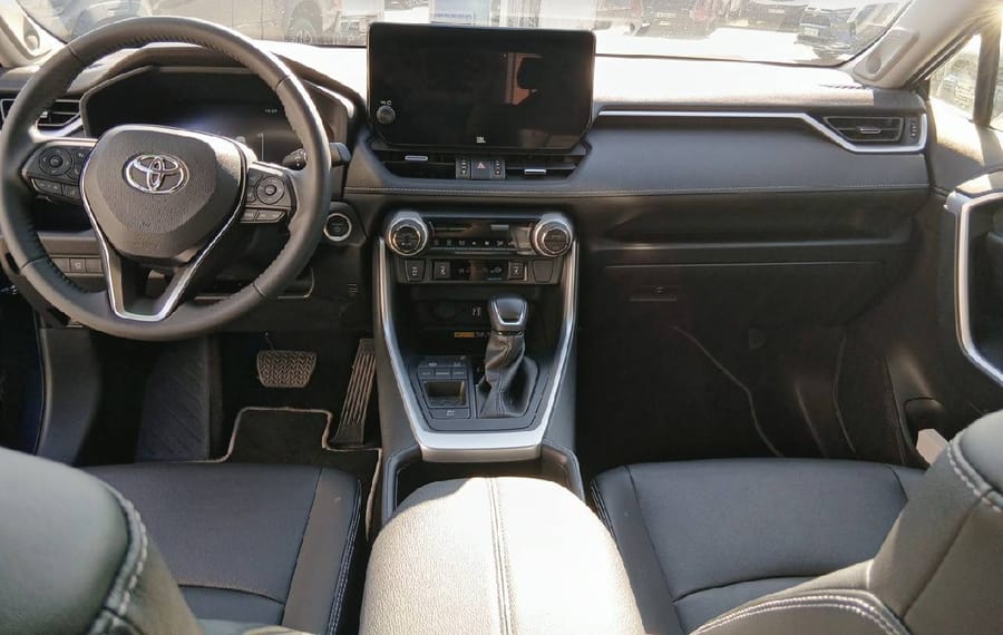 Choisissez votre toyota rav4 chez CarGo Flex