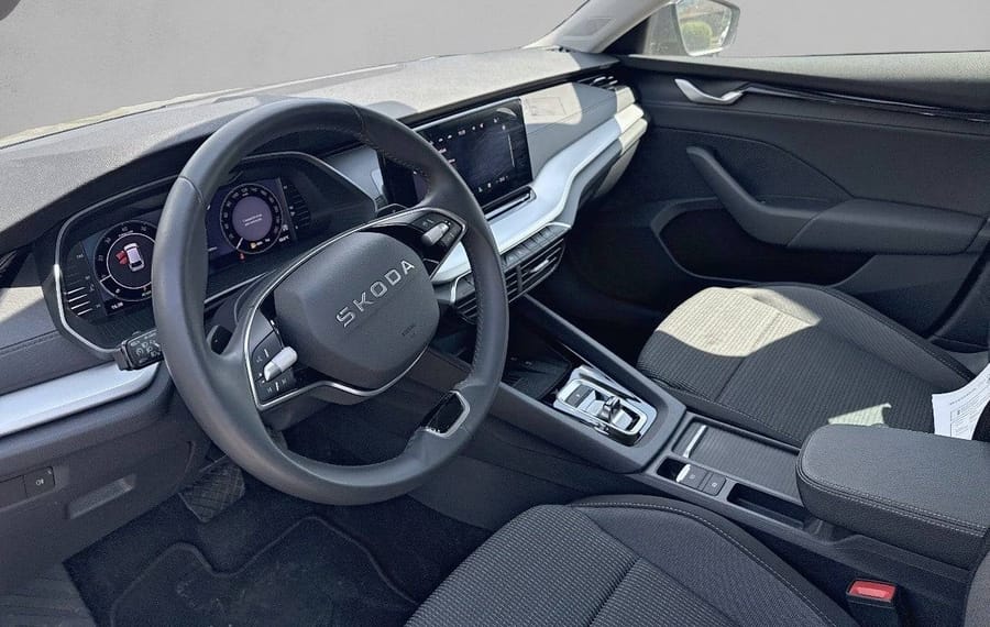 Choisissez votre skoda octaviabreak chez CarGo Flex