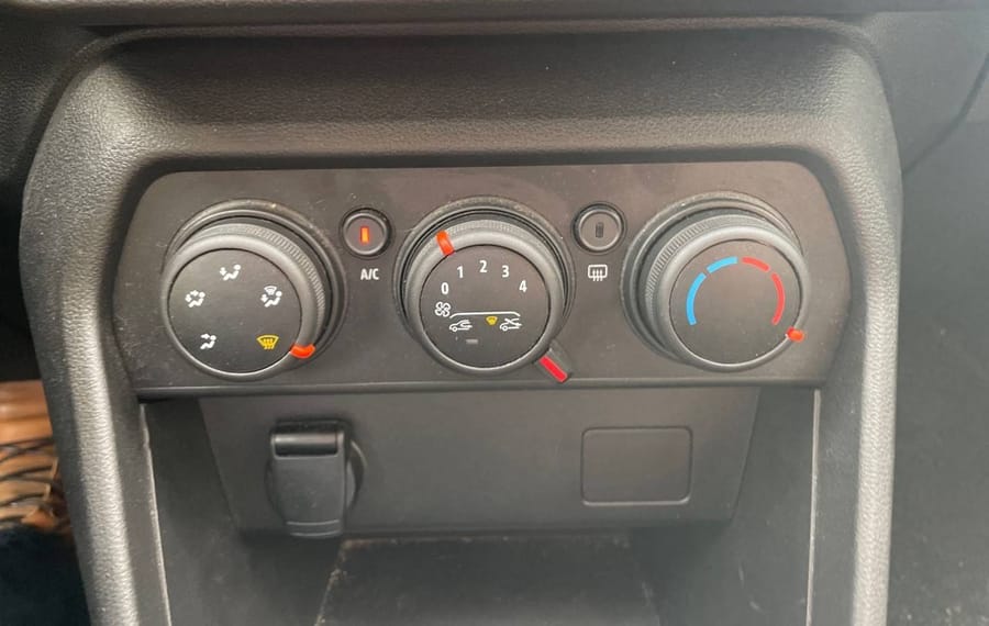 Choisissez votre dacia sandero chez CarGo Flex