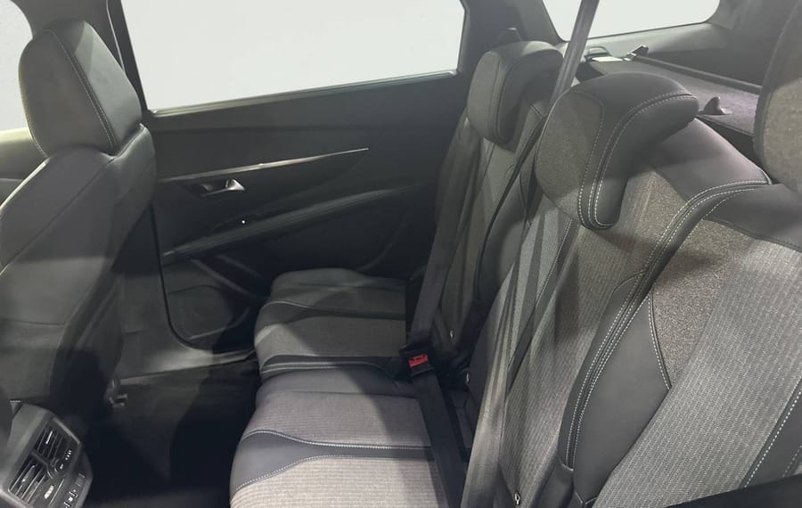Choisissez votre peugeot 5008 chez CarGo Flex