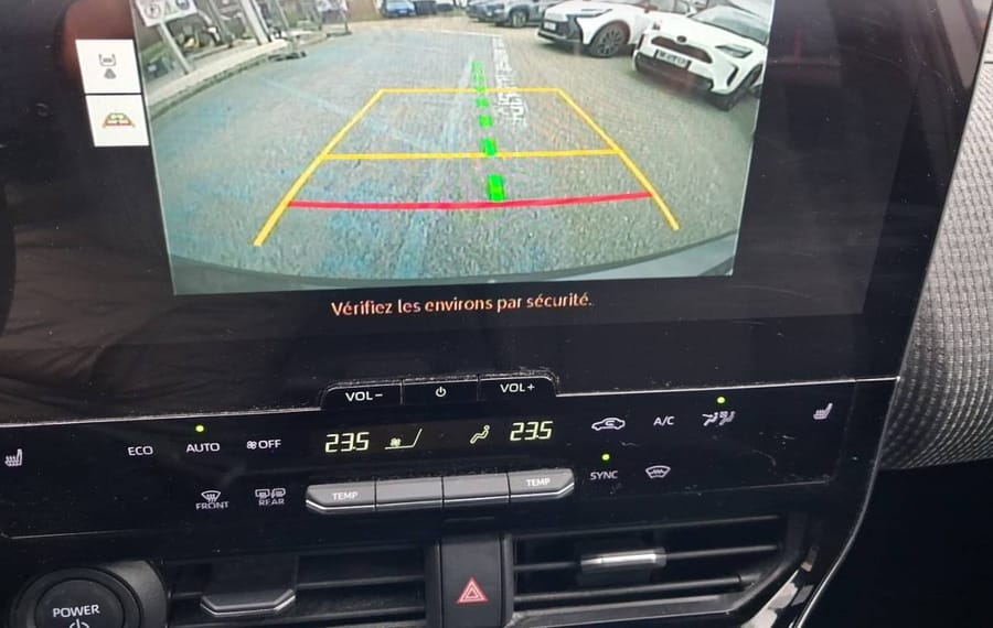 Choisissez votre toyota bz4xelectrique chez CarGo Flex
