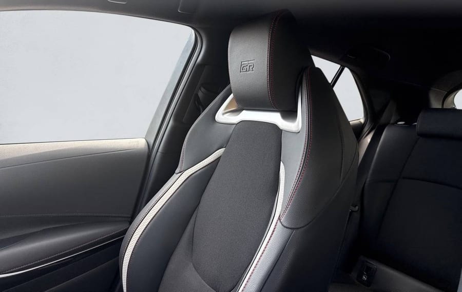 Choisissez votre toyota corolla chez CarGo Flex