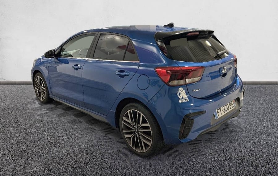 Choisissez votre kia rio chez CarGo Flex