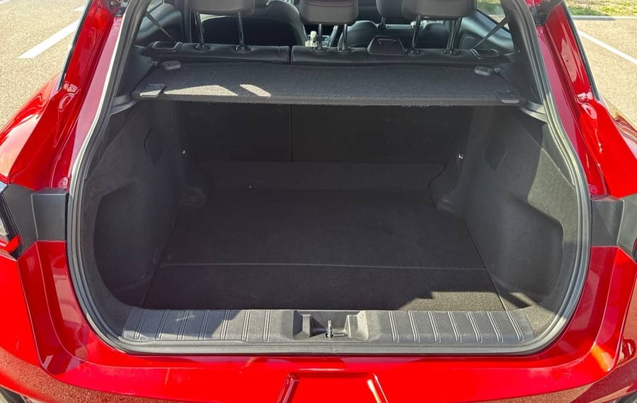 Choisissez votre lexus lbx chez CarGo Flex