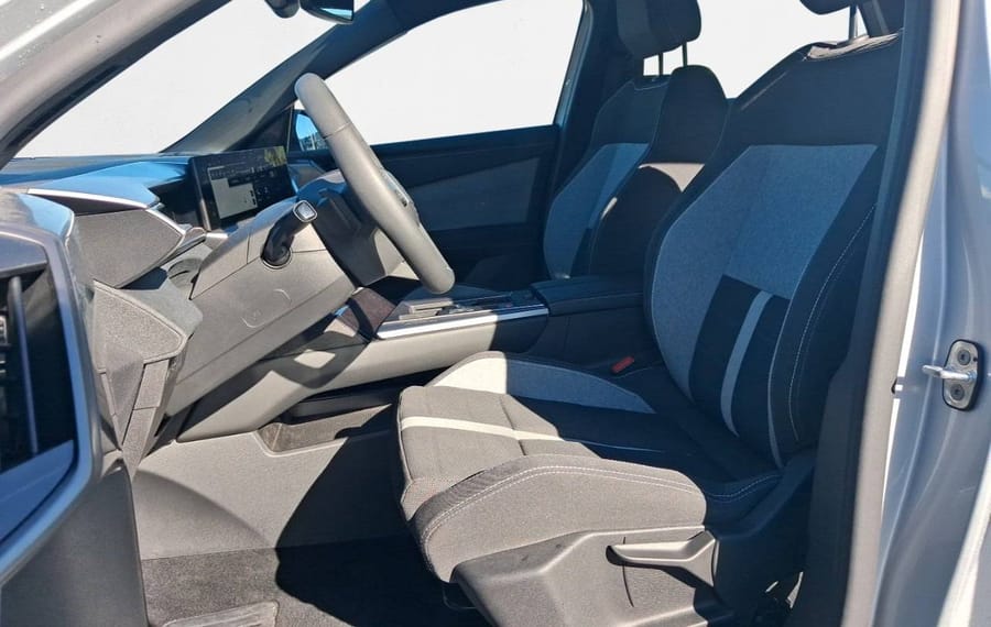 Choisissez votre opel grandland chez CarGo Flex