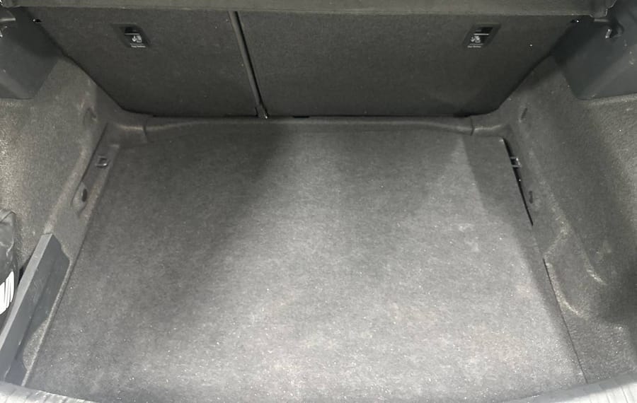 Choisissez votre seat leon chez CarGo Flex