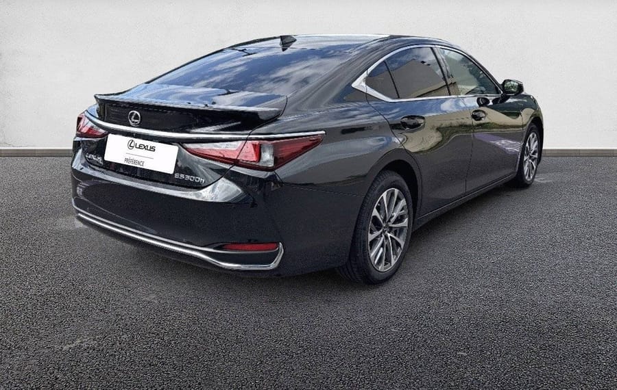 Choisissez votre lexus es chez CarGo Flex