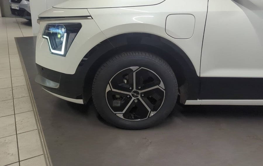 Choisissez votre kia niro chez CarGo Flex