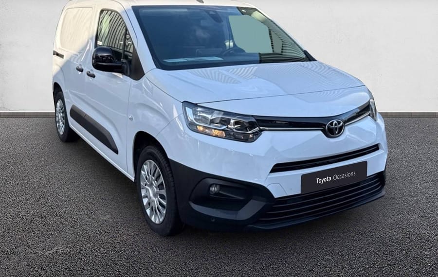 Choisissez votre toyota proacecityverso chez CarGo Flex