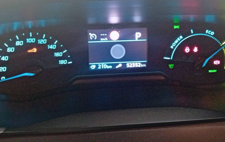 Choisissez votre peugeot 208electrique chez CarGo Flex