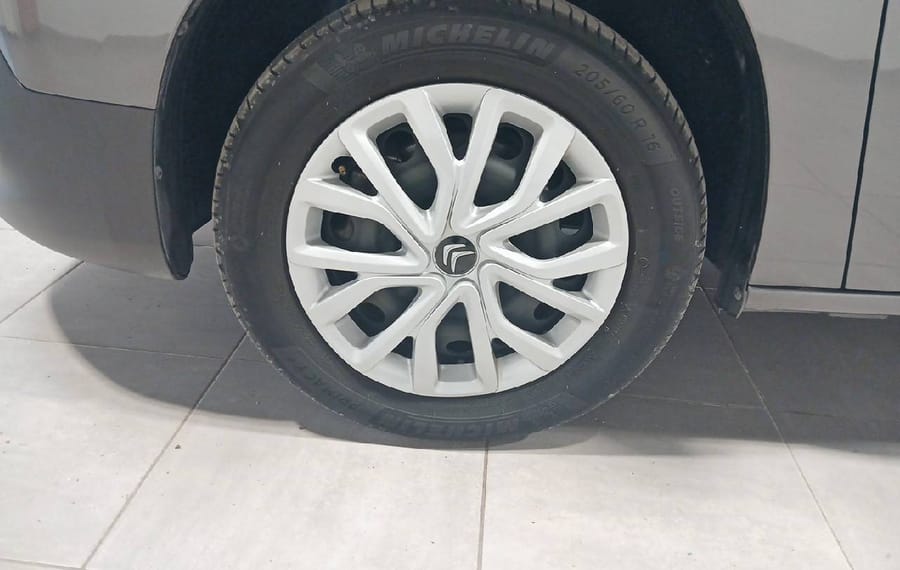 Choisissez votre citroen berlingo chez CarGo Flex