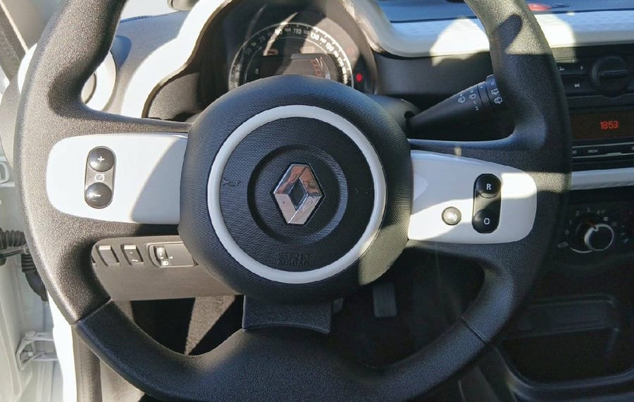 Choisissez votre renault twingo chez CarGo Flex