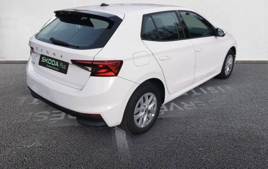 Choisissez votre skoda fabia chez CarGo Flex