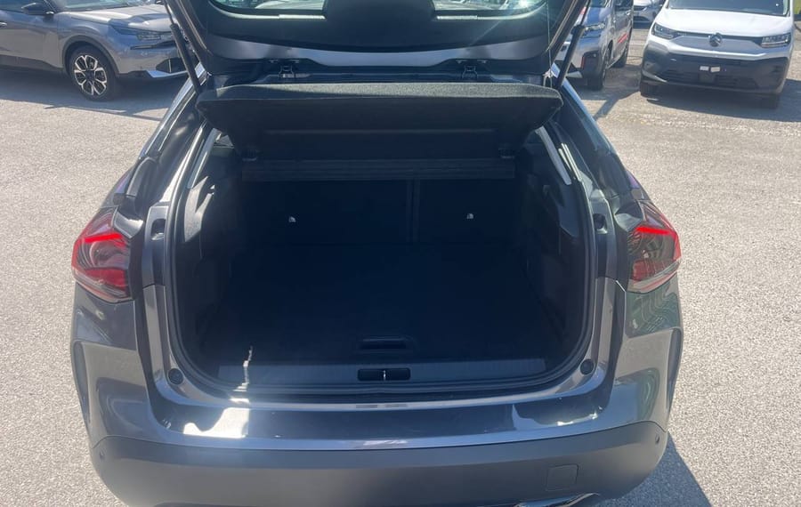 Choisissez votre citroen c4electrique chez CarGo Flex
