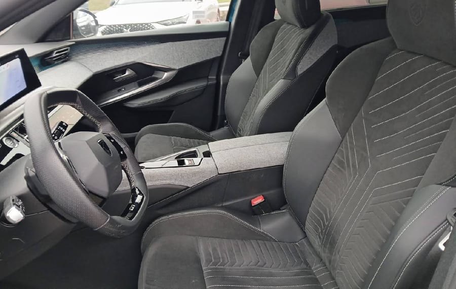 Choisissez votre peugeot 5008 chez CarGo Flex