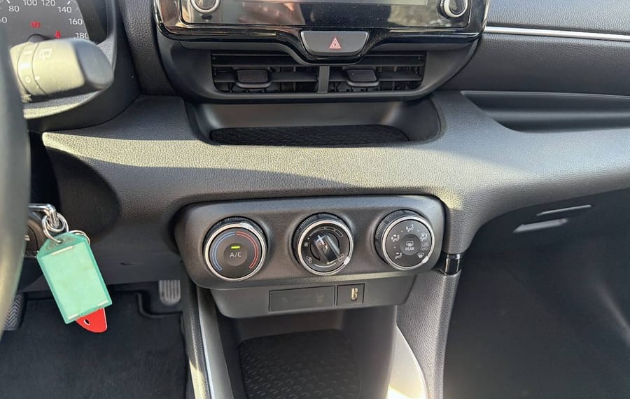 Choisissez votre toyota yaris chez CarGo Flex