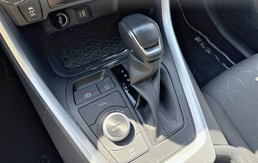 Choisissez votre toyota rav4 chez CarGo Flex