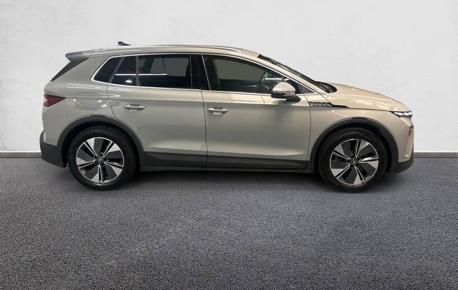Choisissez votre skoda elroqelectrique chez CarGo Flex