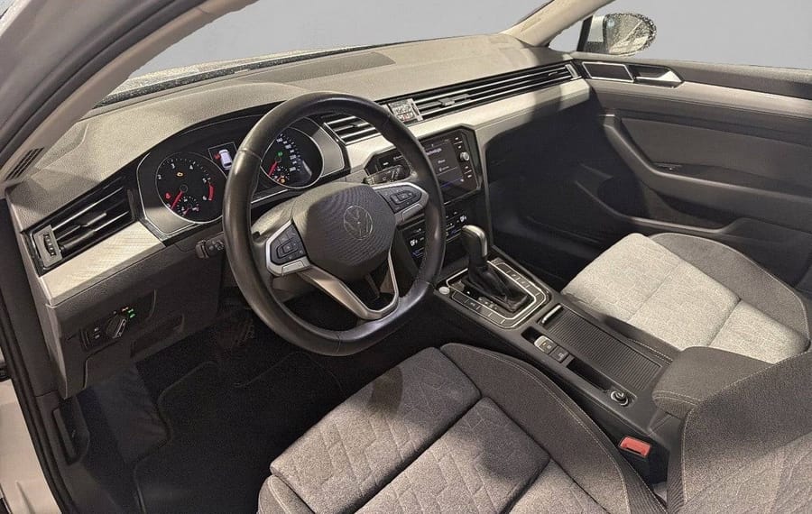 Choisissez votre volkswagen passat chez CarGo Flex