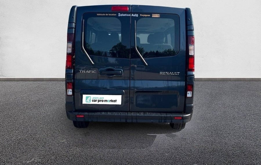 Choisissez votre renault traficcombi chez CarGo Flex