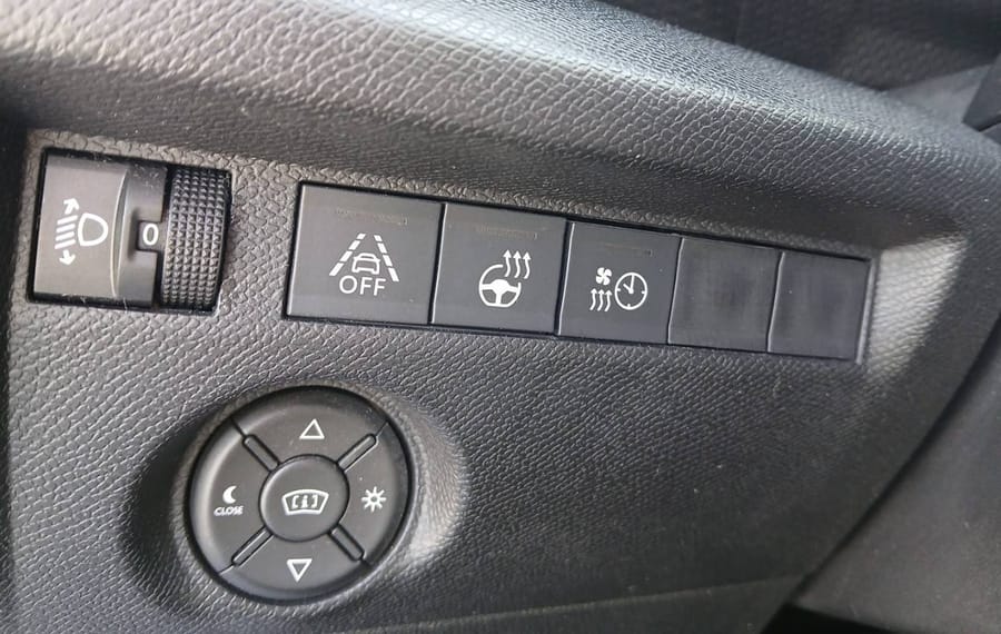 Choisissez votre citroen c4electrique chez CarGo Flex