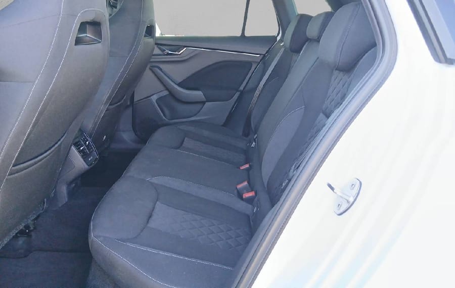 Choisissez votre skoda kamiq chez CarGo Flex