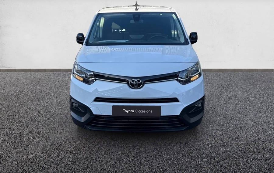 Choisissez votre toyota proacecityverso chez CarGo Flex
