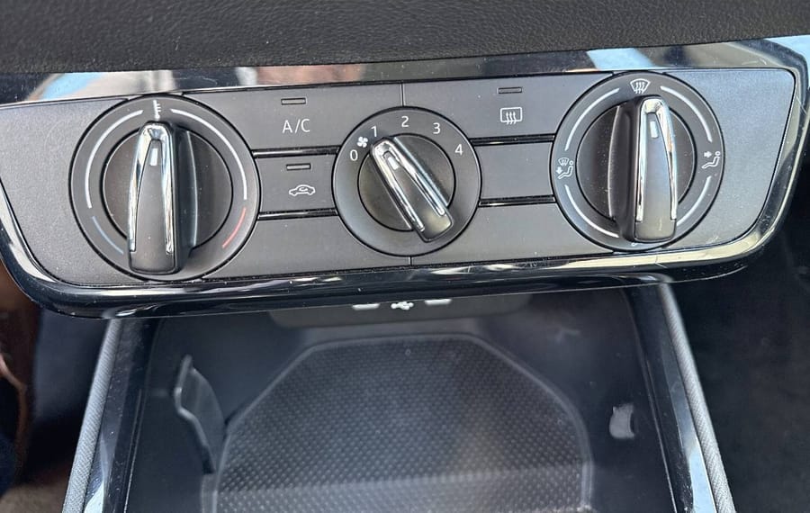 Choisissez votre skoda fabia chez CarGo Flex