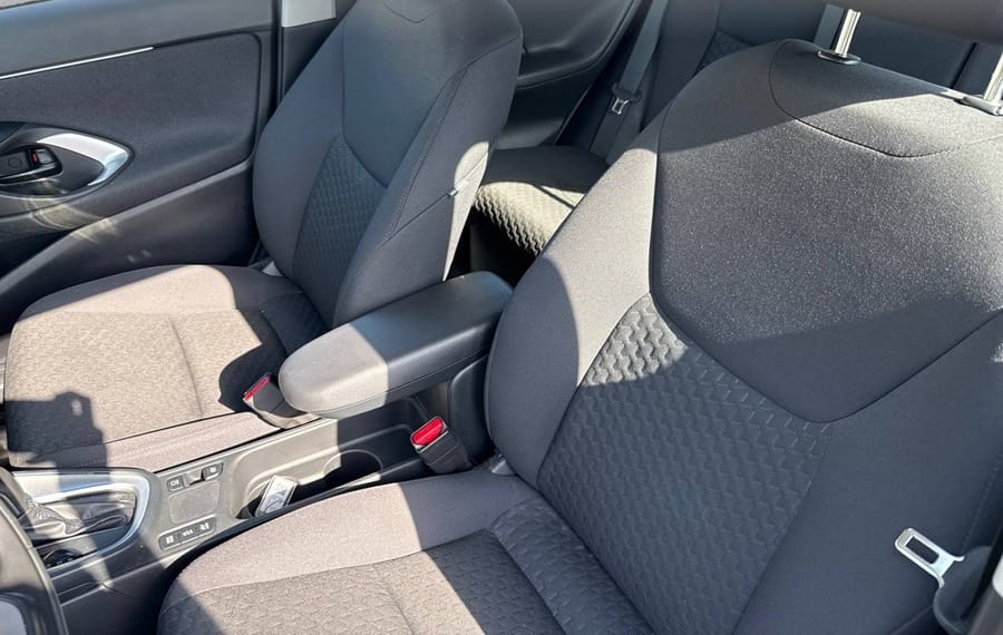 Choisissez votre toyota yariscross chez CarGo Flex