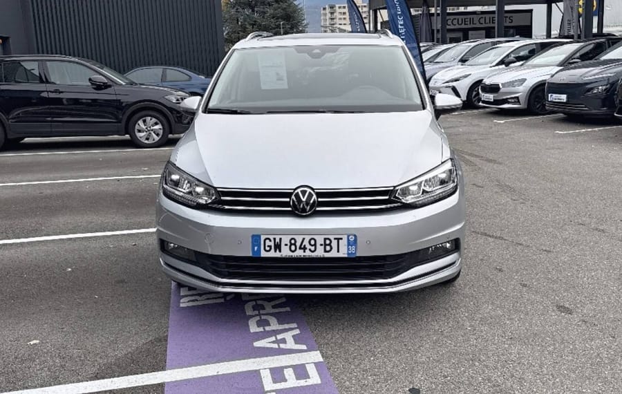 Choisissez votre volkswagen touran chez CarGo Flex