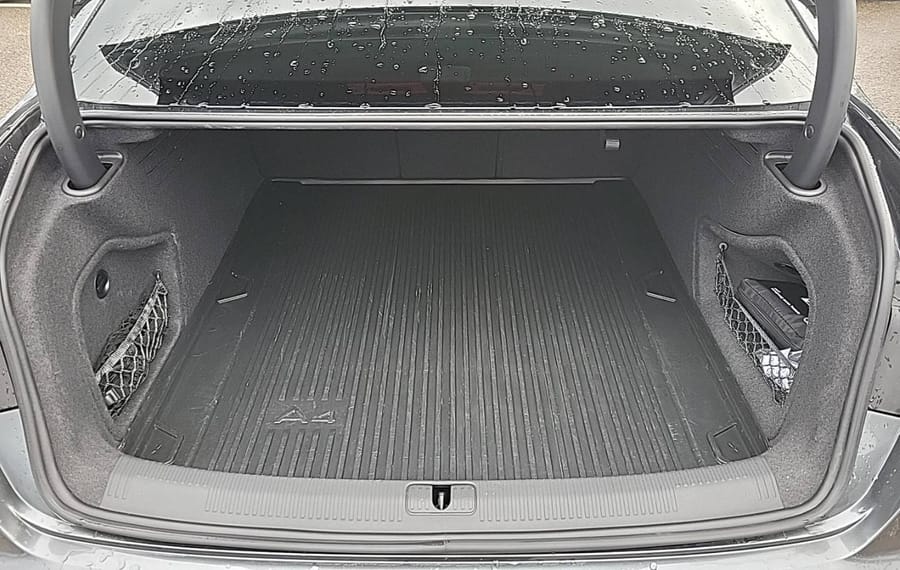 Choisissez votre audi a4 chez CarGo Flex