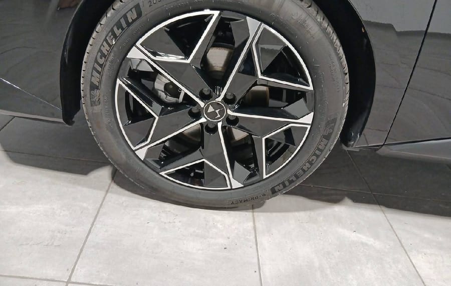 Choisissez votre ds n°4 chez CarGo Flex