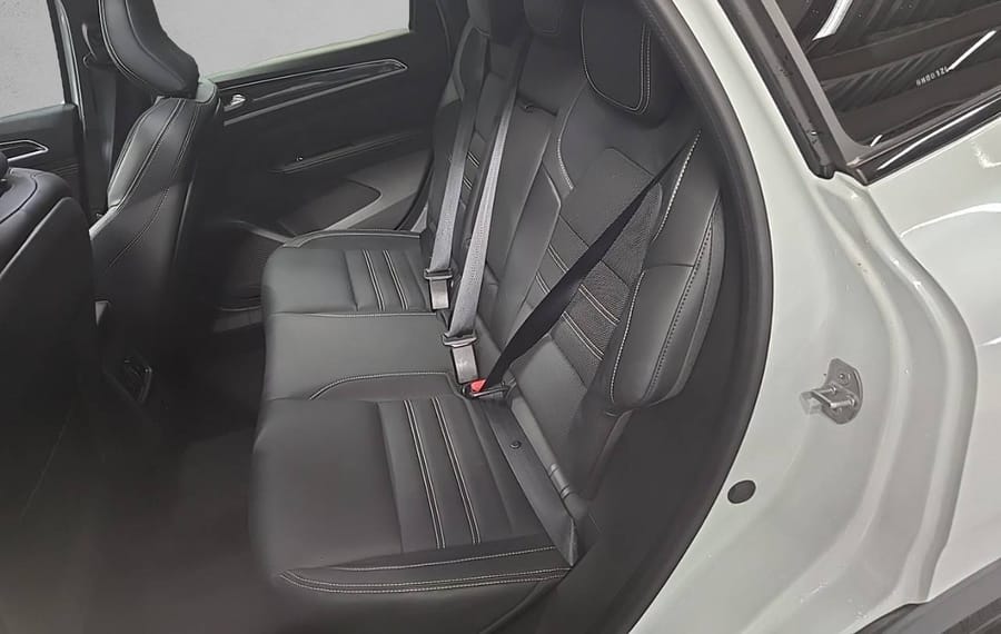 Choisissez votre renault arkana chez CarGo Flex