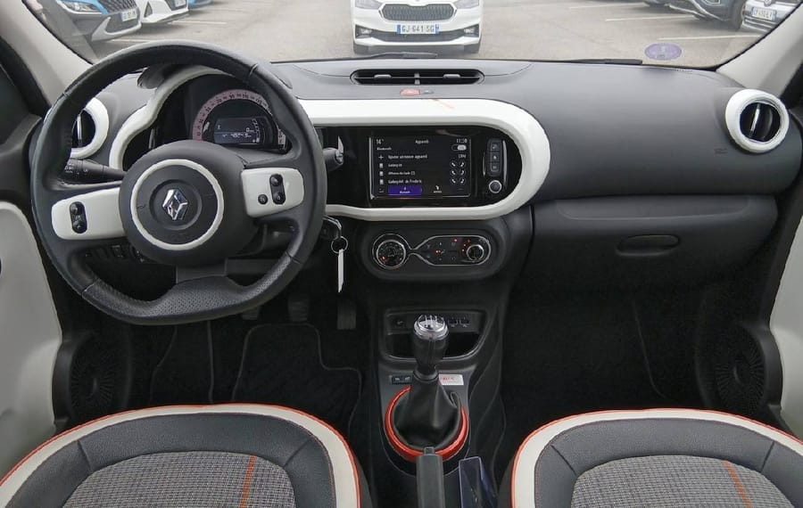 Choisissez votre renault twingo chez CarGo Flex