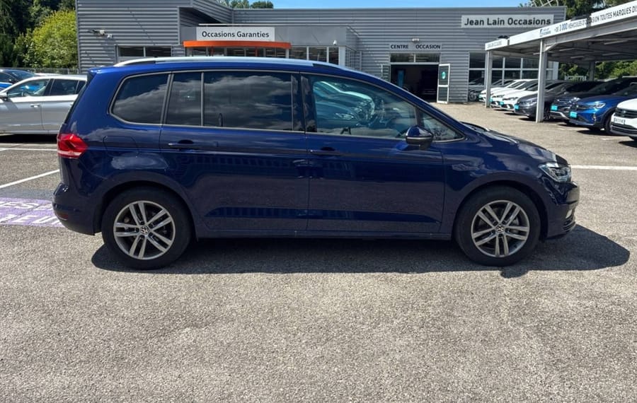 Choisissez votre volkswagen touran chez CarGo Flex