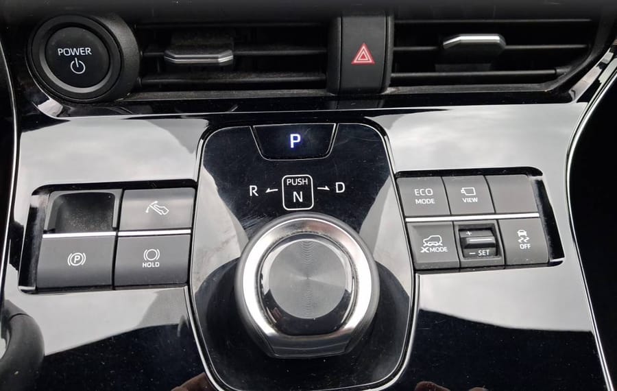 Choisissez votre toyota bz4xelectrique chez CarGo Flex