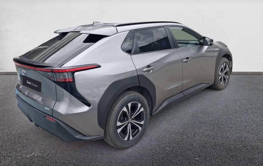 Choisissez votre toyota bz4xelectrique chez CarGo Flex