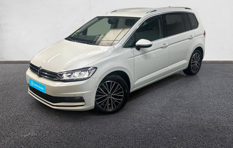 Choisissez votre volkswagen touran chez CarGo Flex