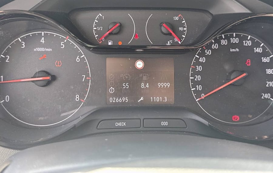 Choisissez votre opel crossland chez CarGo Flex